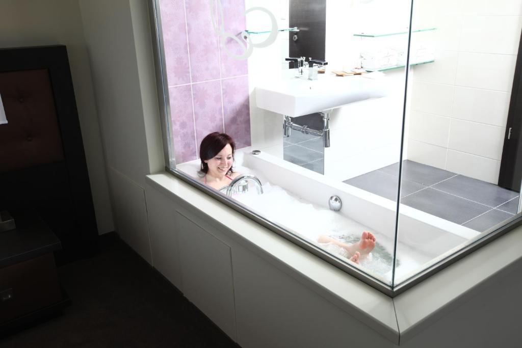 Gunaras Resort Spa Hotel Dombóvár Δωμάτιο φωτογραφία