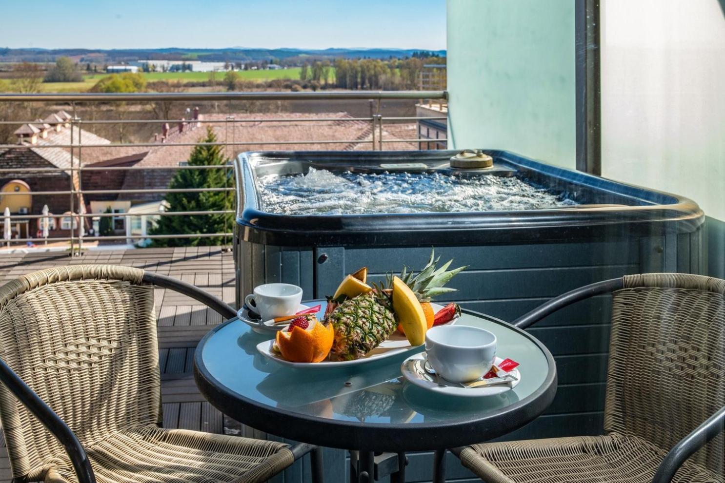 Gunaras Resort Spa Hotel Dombóvár Εξωτερικό φωτογραφία