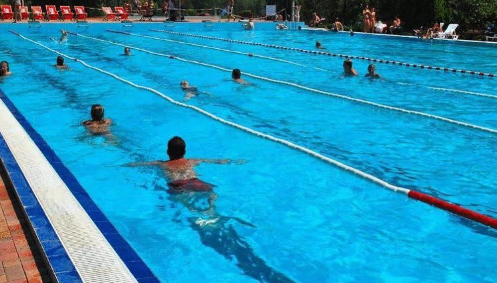 Gunaras Resort Spa Hotel Dombóvár Εξωτερικό φωτογραφία